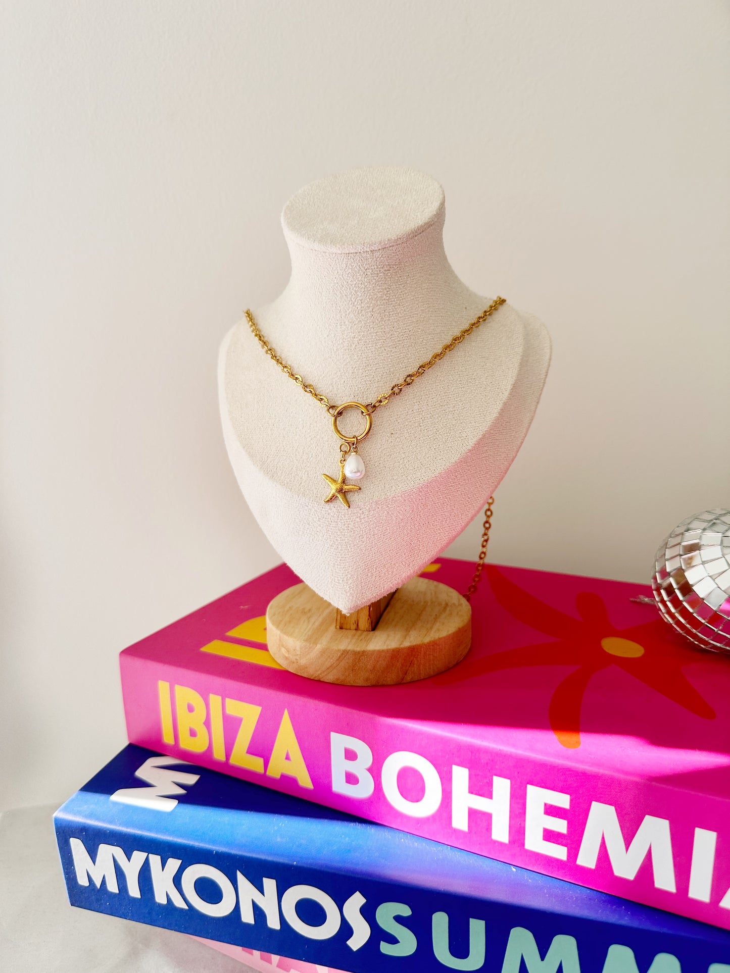 Collier ALEXA