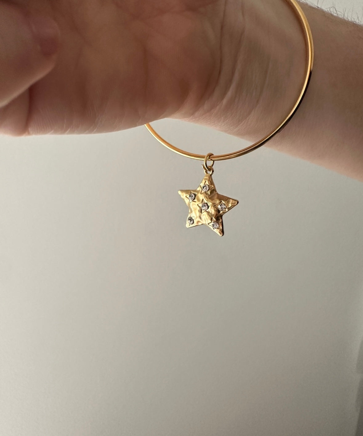 Bracelet jonc EMILIE etoile