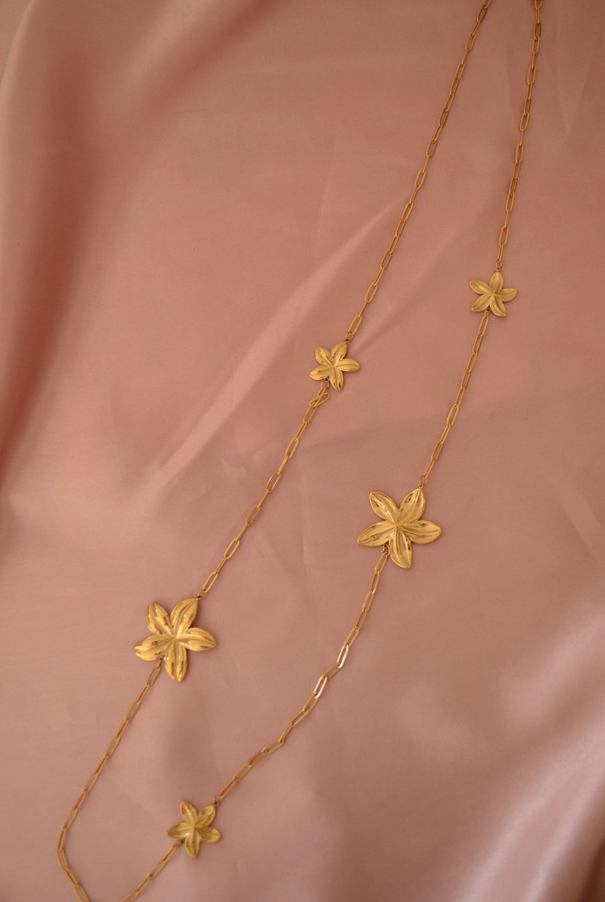 Collier sautoir Fleur