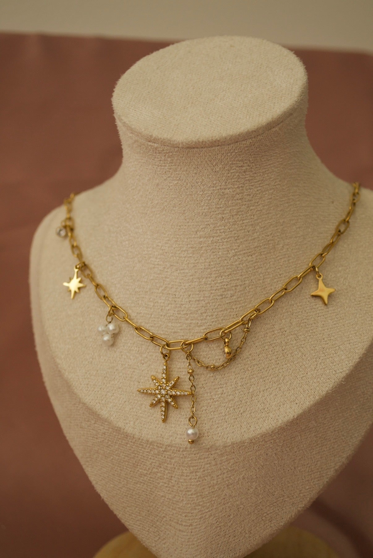 Collier DHELIA or