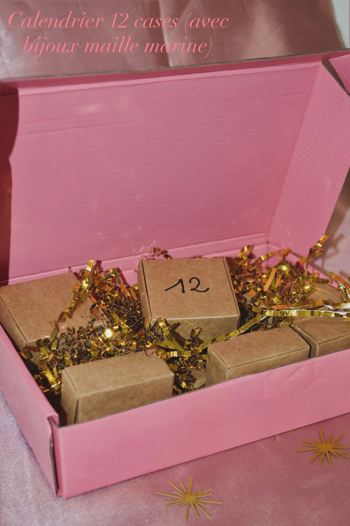 Calendrier de l’Avent 12 cases maille marine - précommande